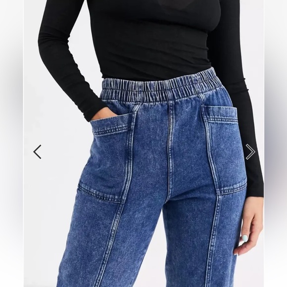 ASOS Weekday Byron acid wash tapered jeans in blue - Picture 10 of 13